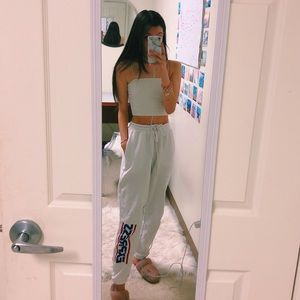 Meet your Posher, Ava